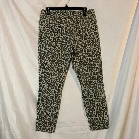 Loft‎ animal print pants - Picture 5 of 5